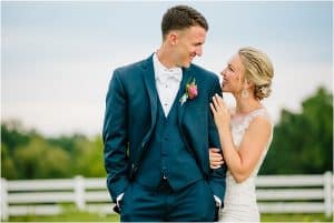 Wedding at Hydrangea Blu Barn in Rockford photographed by Mae Photo.